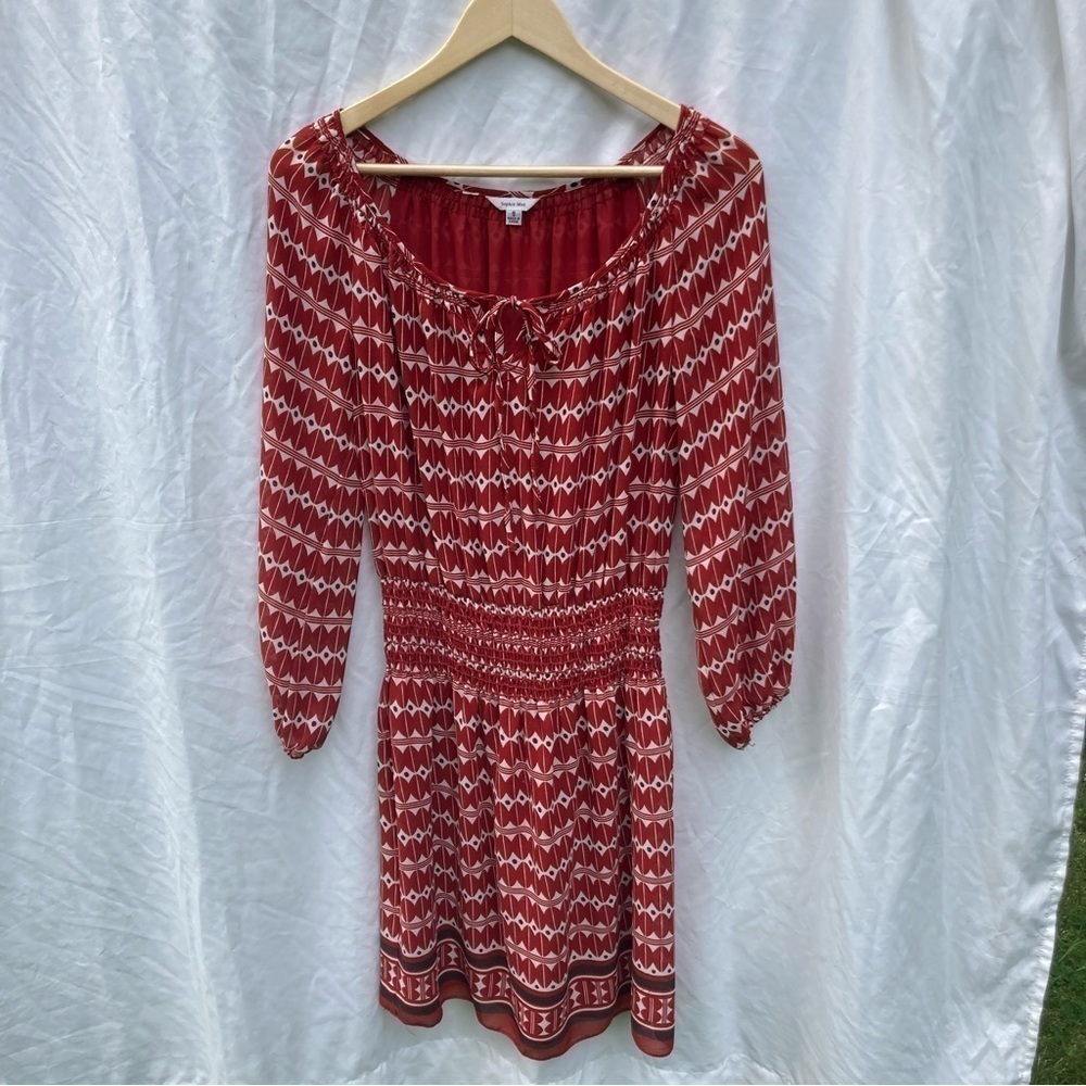 Sophia Max red patterned long sleeve dress with smocking, size small
